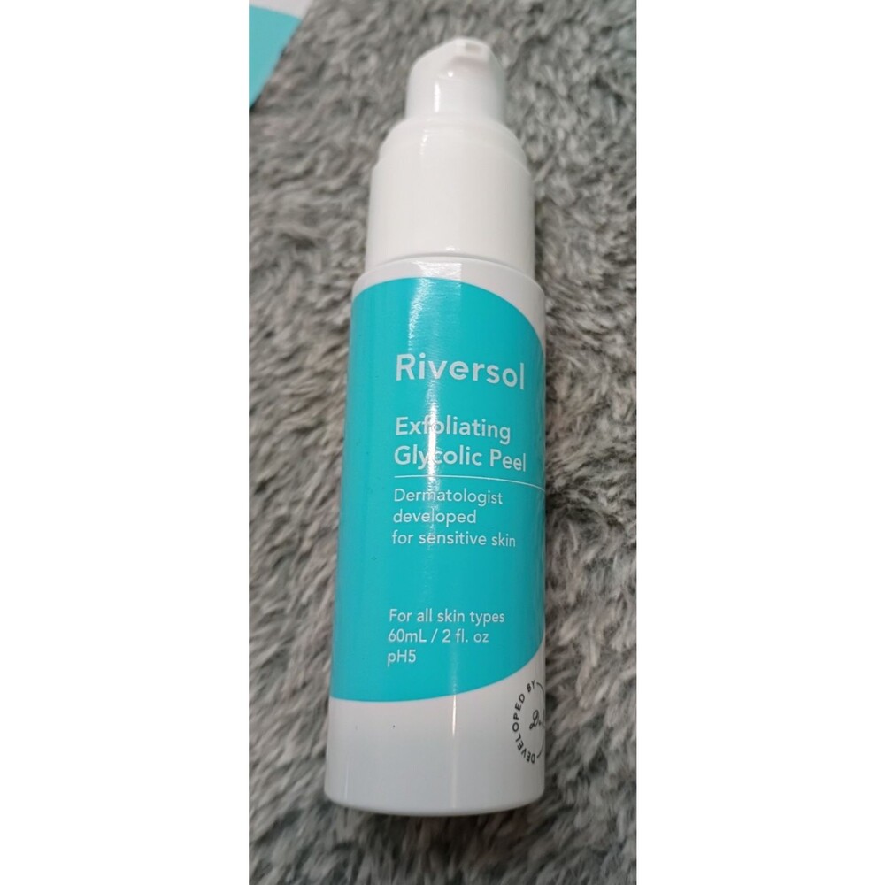 Riversol Anti-Aging Reparative Serum, Gel Cleanser, Exfoliating Glycolic Peel - Picture 3 of 8